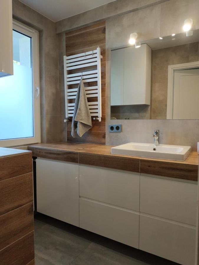 Apartament Srodmiescie Apartment กดิเนีย ภายนอก รูปภาพ